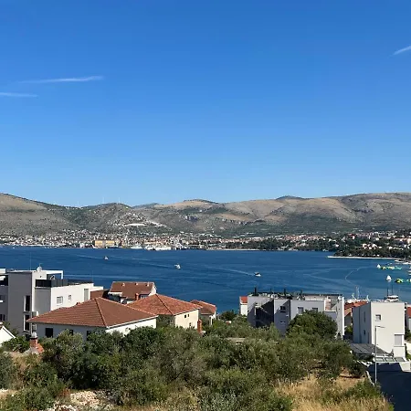 Penthouse Oceanview Apartment Trogir Exterior photo
